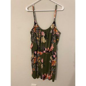 Kaileigh Mellia Knit Romper Stitch Fix Floral Olive Green Size XL